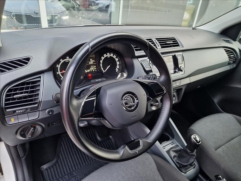 Škoda Fabia 1.0TSI 70kW, původ ČR, 1.Maj. - fotka 20 z 46