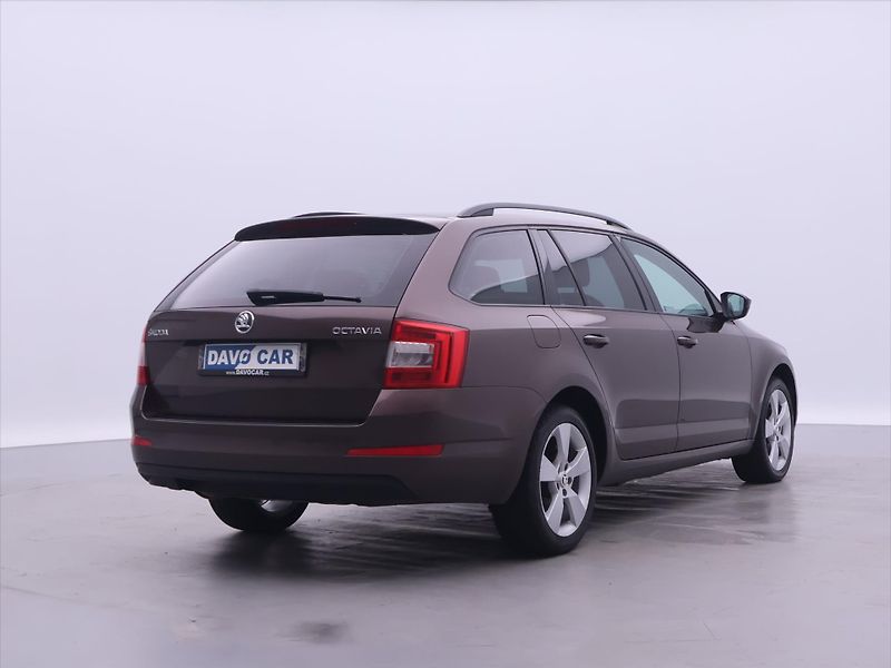 Škoda Octavia 2,0 TDI 110kW DSG Style Xenon - fotka 7 z 25