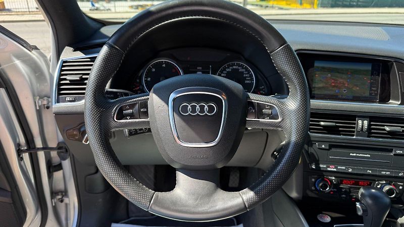 Audi Q5 (2009) 3.0TDI 176kW *A/T*Tažné*Pano* - fotka 12 z 24