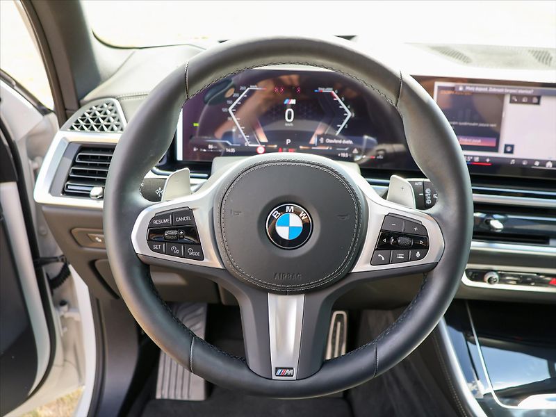 BMW X5 3,0 xDrive30d Mpacket - fotka 20 z 42