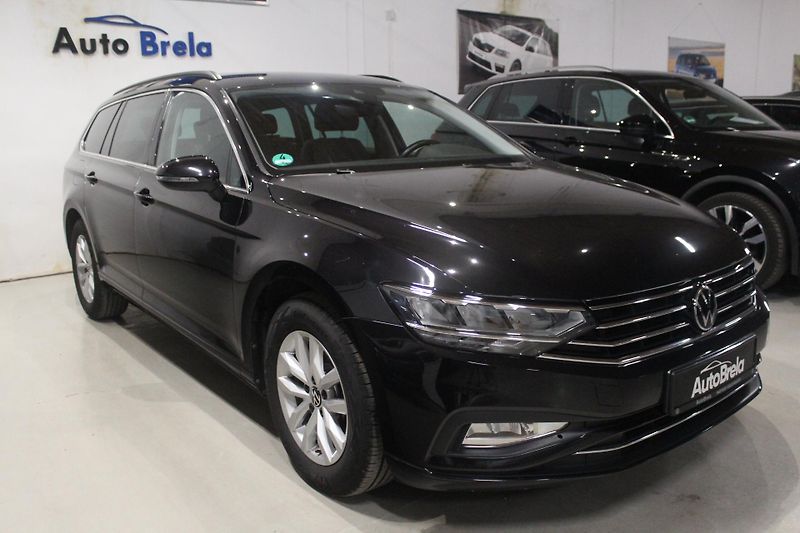 Volkswagen Passat (2023) 110kW, Tažné, Nezávislé topení - fotografie inzerátu