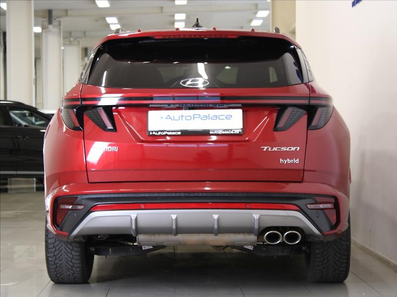 Hyundai Tucson 1,6 HEV 169kW N-Line Premium - fotka 4 z 25