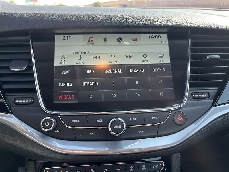 Opel Astra 1,6 CDTi + KLIMA NAVI SERVIS - fotka 18 z 42