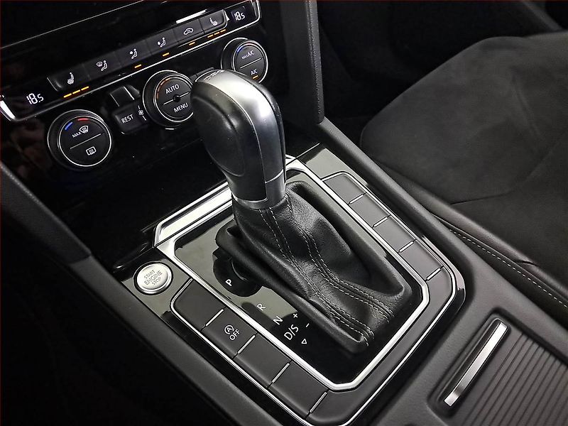 Volkswagen Arteon (2017) R-line 2.0 TDI, Automat, Kůže - fotka 13 z 19