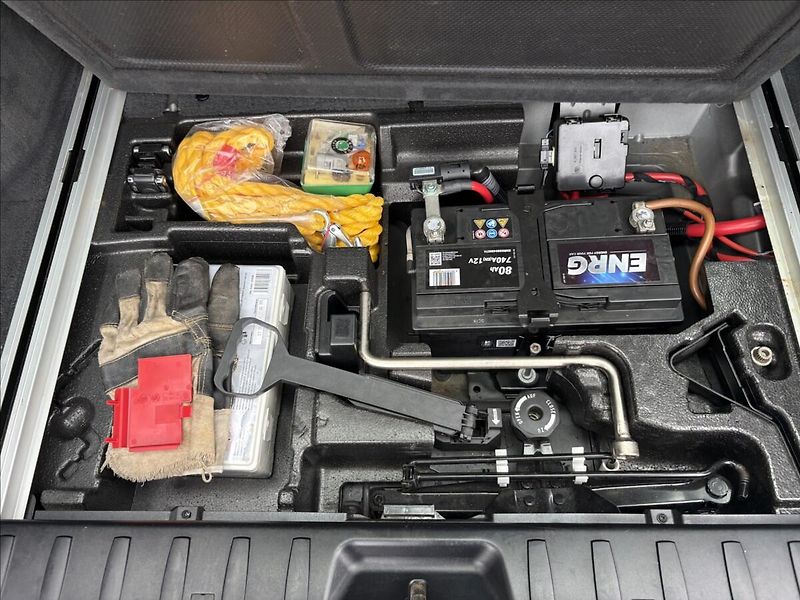 BMW X3 2,0 Č.R servisovano 6MT - fotka 26 z 31