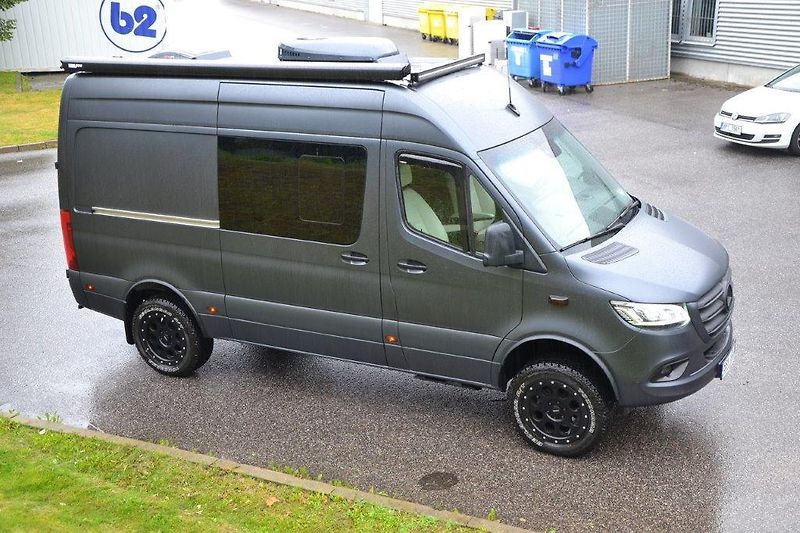 Mercedes-Benz Sprinter Sprinter 319  Camper V6 4x4 - fotka 2 z 86
