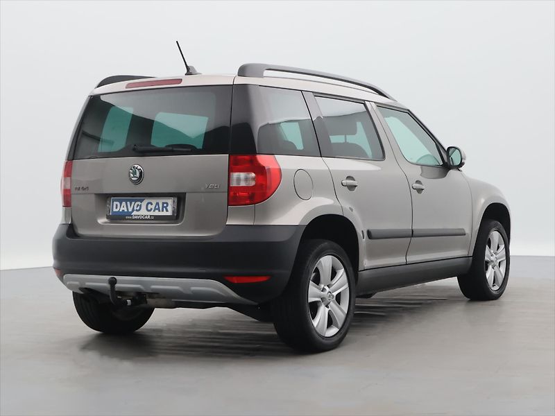 Škoda Yeti 2,0 TDI 103kW DSG 4x4 Xenon - fotka 7 z 31