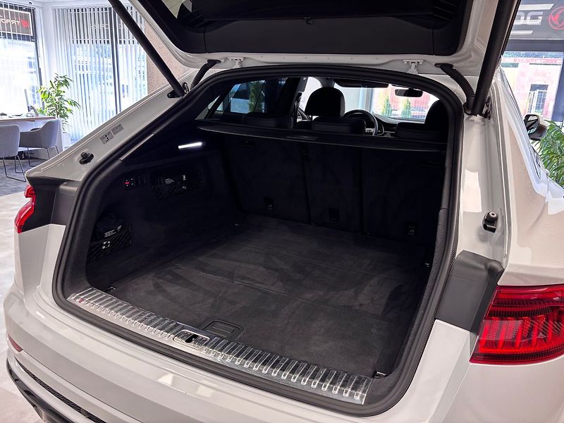 Audi Q8 50 3.0 TDI QUATTRO S-LINE - fotka 22 z 34