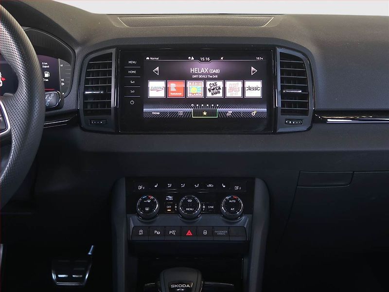 Škoda Karoq (2025) 1.5 TSI, Sportline, Navigace - fotka 12 z 16