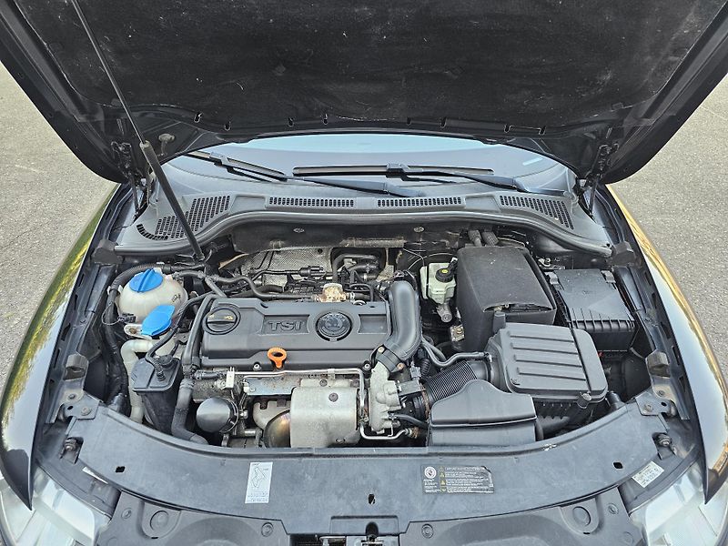 Škoda Superb 1.4 TSI 92kW,TAŽNÉ,SERVISKA - fotka 34 z 45
