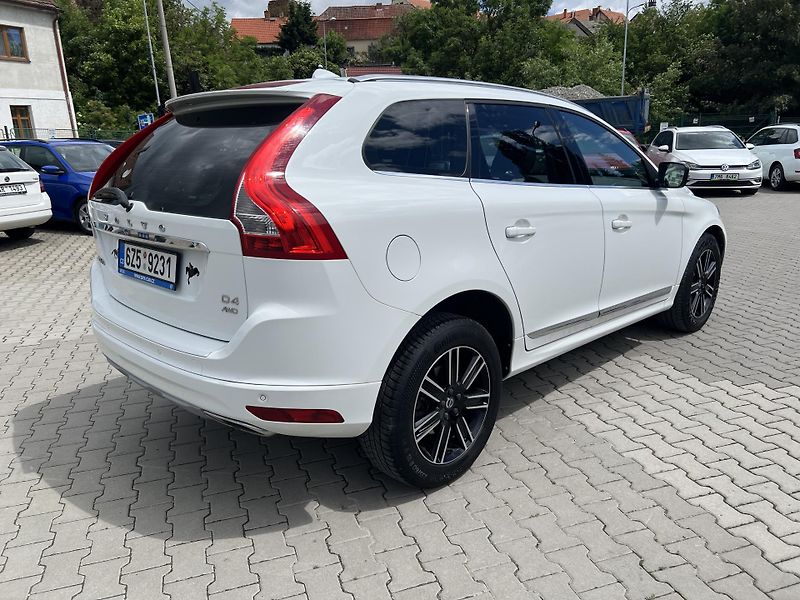 Volvo XC60 2,4 AWD D4 Summum 1.maj.  - fotka 3 z 56