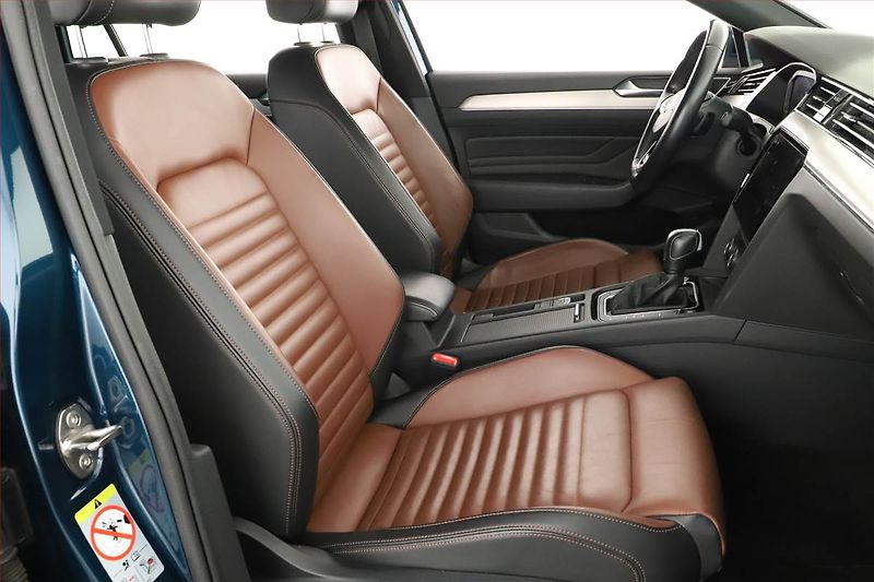 Volkswagen Passat (2019) 2.0 BiTDI - fotka 7 z 23