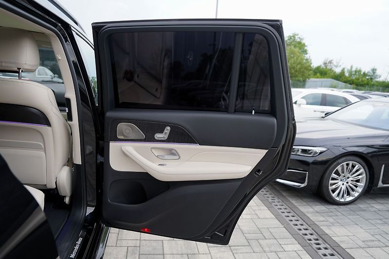 Mercedes-Benz GLS 580 4Matic/AMG/21/HUD/ČR - fotka 21 z 49