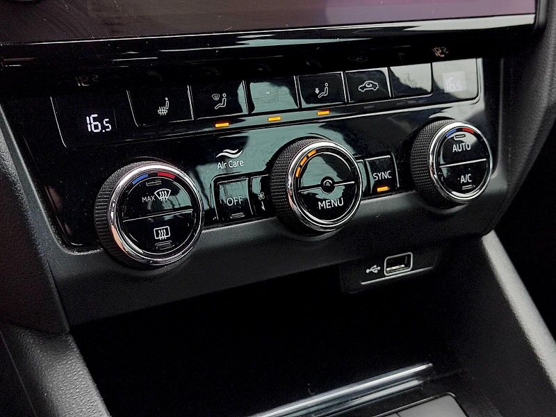 Škoda Octavia (2020) Combi Style Drive+ 2,0 Tdi 110 - fotka 20 z 36