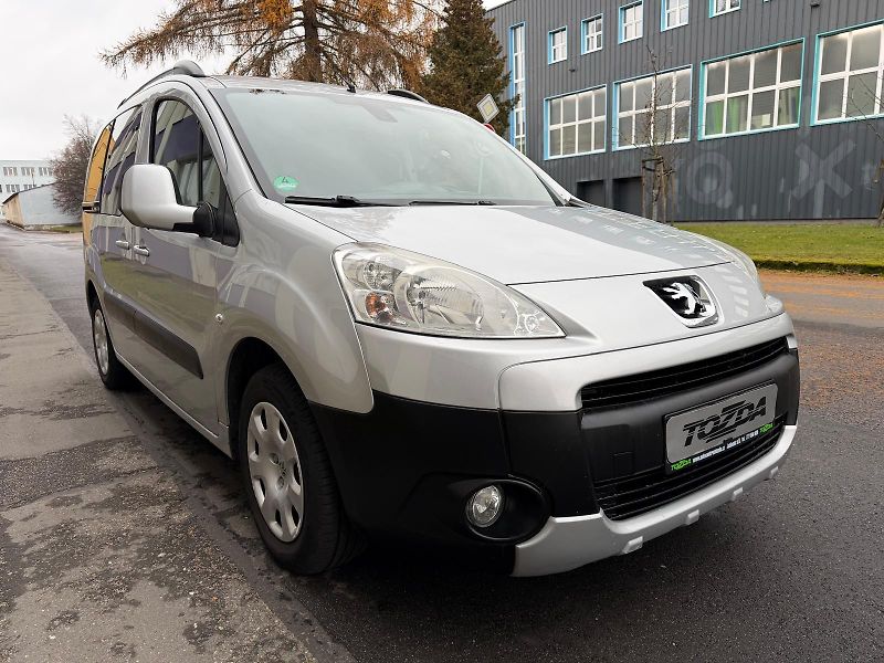 Peugeot Partner Tepee 1,6 HDi / servis.k. / pneu - fotka 6 z 23