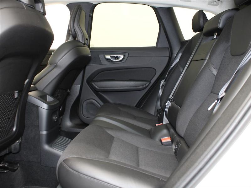 Volvo XC60 2,0 T6 AWD 340k.Pano.H/K.Paměť - fotka 7 z 27