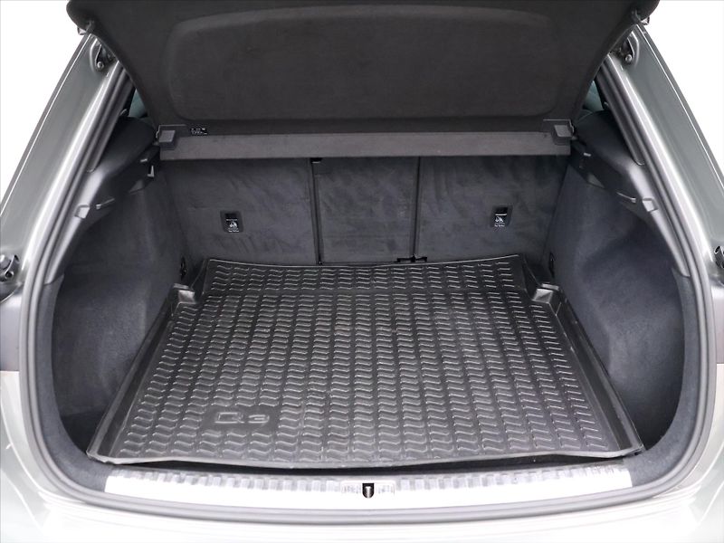 Audi Q3 2,0 35TDI  S-tronic CZ S-line - fotka 10 z 39