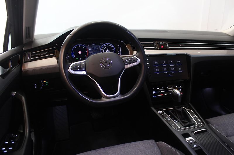 Volkswagen Passat (2023) 2.0TDI DSG Display Tažné - fotka 30 z 37