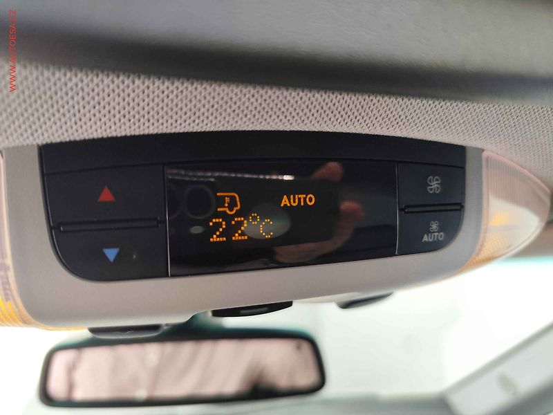 Mercedes-Benz Viano (2012) 3.0CDi V6 L2, Ambiente, AT - fotka 22 z 34