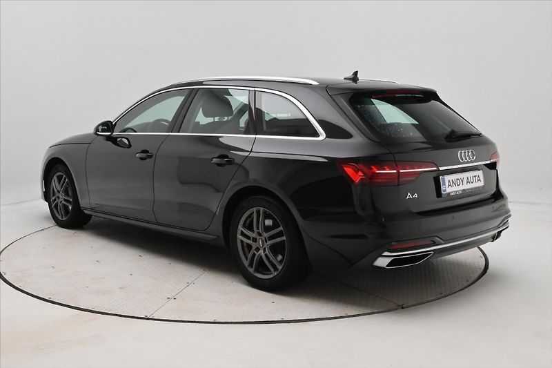 Audi A4 2,0 40TDI 150 kW S-Tronic Záru - fotka 7 z 34
