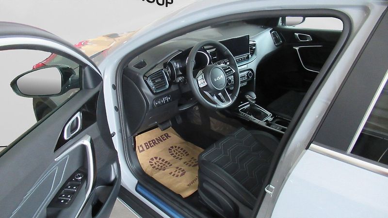 Kia XCeed (2026) CD 1,6 T-GDi GPF 7DCT STEEL ED - fotka 5 z 7