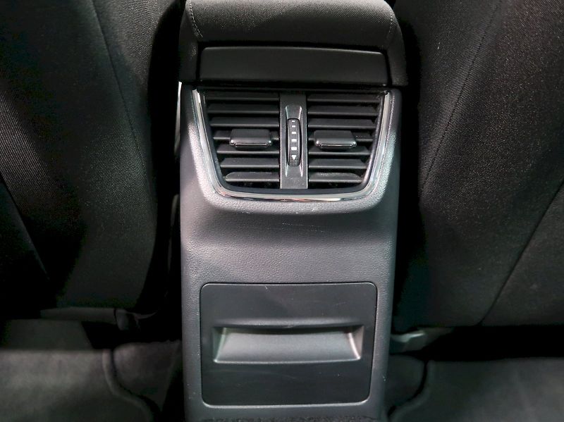 Škoda Octavia (2016) JOY 2.0TDI 110kW 4X4 TAŽNÉ XEN - fotka 30 z 34