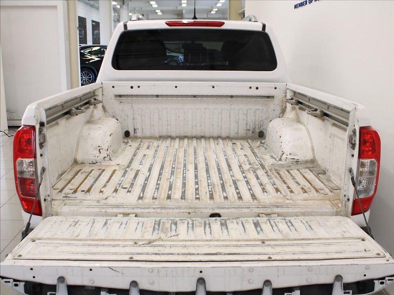Nissan Navara 2,3 dCi 140kW AT Tekna 1.maj. - fotka 26 z 27