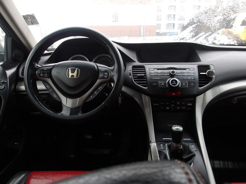 Honda Accord 2,2 i -DTEC 110kW Výbava !! - fotka 10 z 33