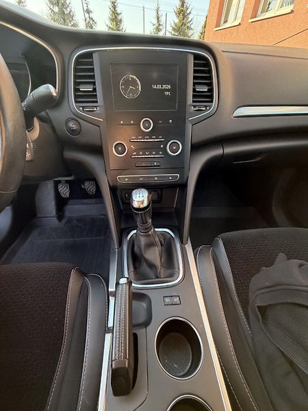 Renault Mégane (2018) Klima, kamera, výhřev sedadel - fotka 14 z 20