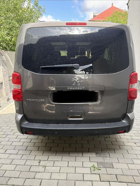 Peugeot Traveller (2019) - fotka 6 z 7