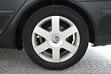 Škoda Octavia (2008) Laurin&Klement 2.0 TDI - náhled 15