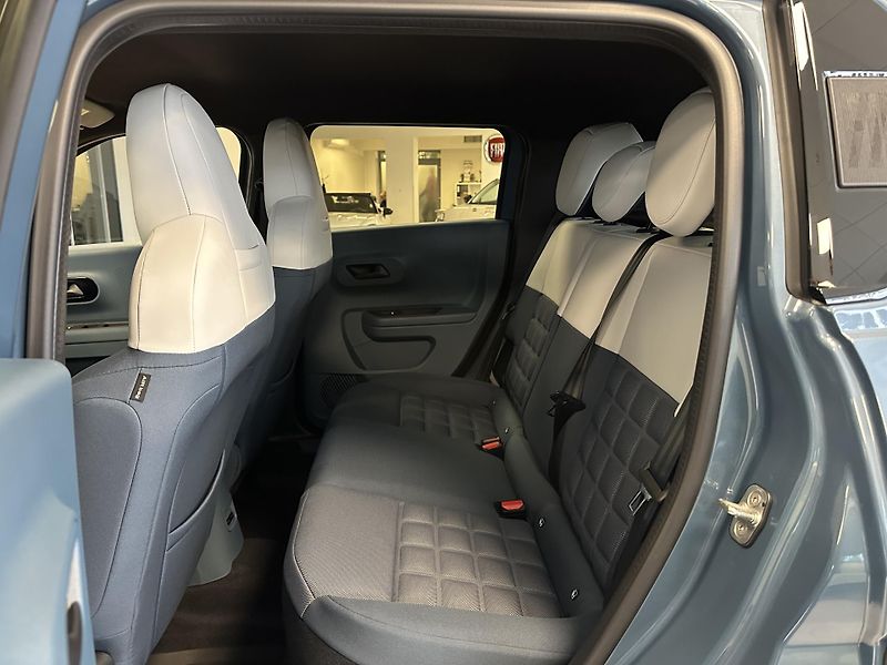 Fiat Grande Panda (2026) La Prima 1.2 T Hyb. 110k eDCT6 - fotka 11 z 21