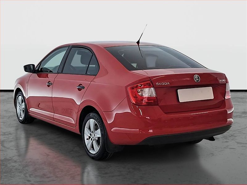 Škoda Rapid (2014) 1.2 TSI, Serv.kniha - fotka 4 z 17