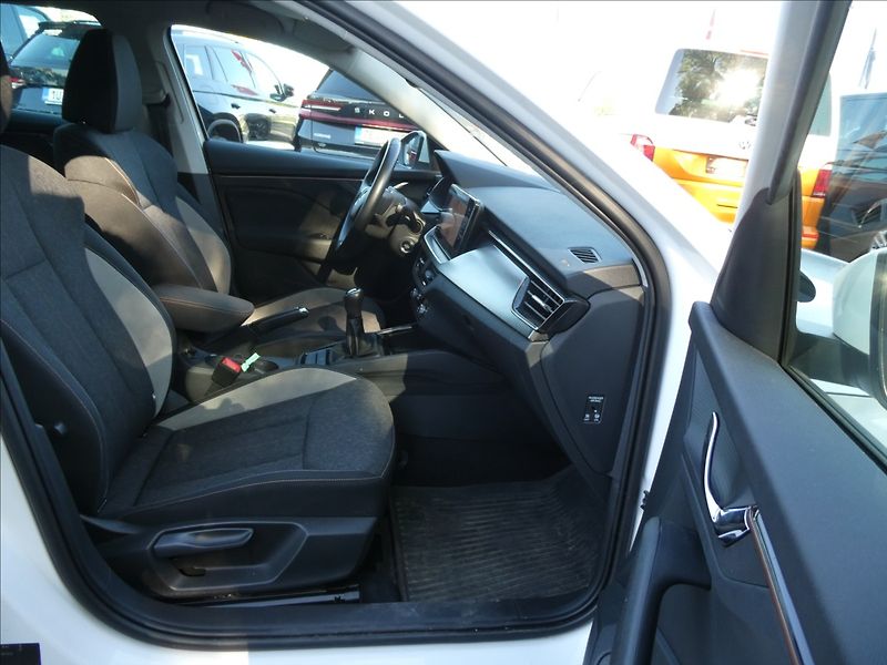 Škoda Scala 1,0 TSi 81kW Style, NAVIGACE - fotka 22 z 41