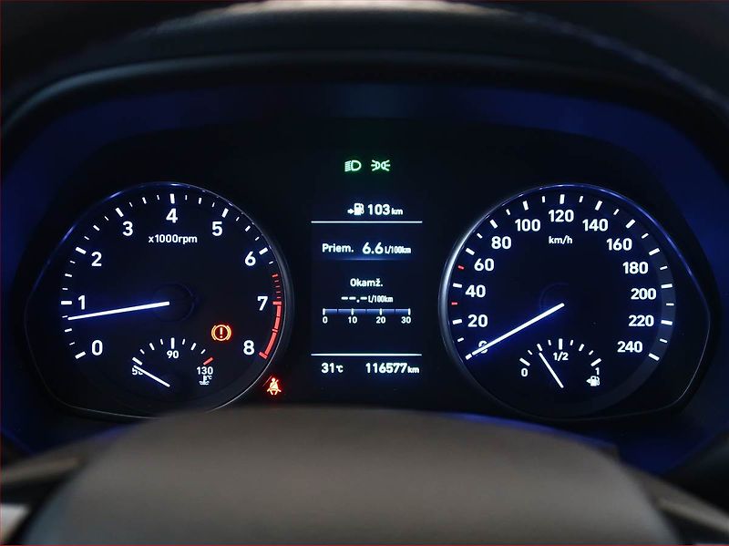 Hyundai i30 (2019) N-Line 1.4 T-GDI, Serv.kniha - fotka 11 z 15