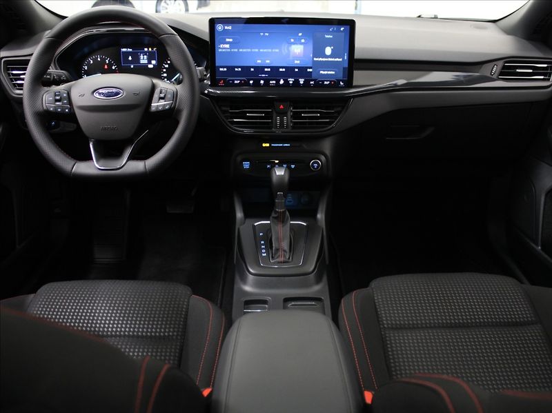Ford Focus 1,0 EB 115kW AT ST  PANO.15tkm - fotka 8 z 20