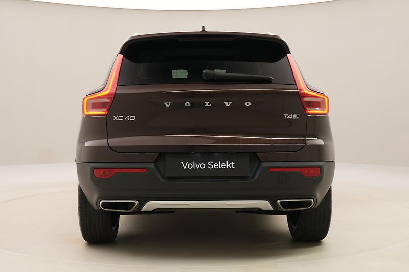 Volvo XC40 T4 AWD INSCRIPTION AUT CZ - fotka 12 z 47