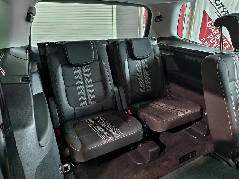 Volkswagen Sharan 2.0 TDi 125kW, 7 MÍST, MATCH - fotka 12 z 24