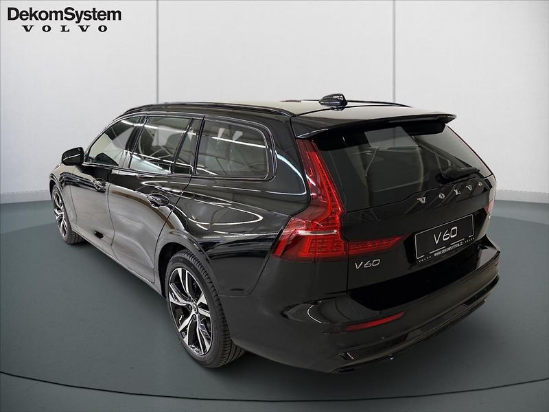 Volvo V60 (2026) 2,0 B4 Plus Dark  0282 - fotka 4 z 15