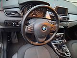 BMW Řada 2 (2017) 1.5T 218 i, Advantage, park - náhled 12
