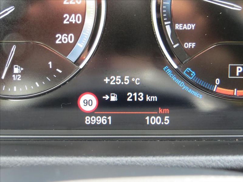 BMW X1 1,5 i sDrive AUT LED Navi ČR - fotka 24 z 27