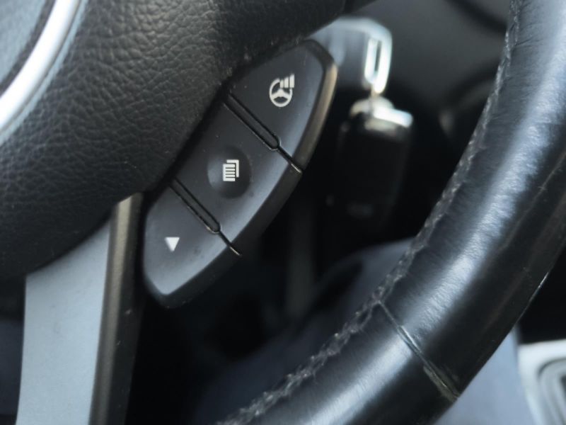 Kia Carens 1.6 i - fotka 13 z 26