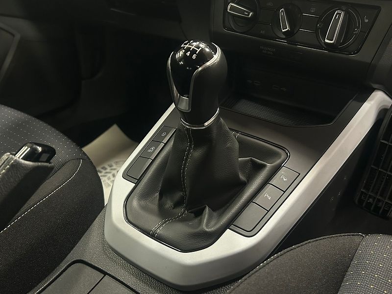 Seat Arona (2022) 1.0 TGI MAN Style 2020 | Záruk - fotka 23 z 45