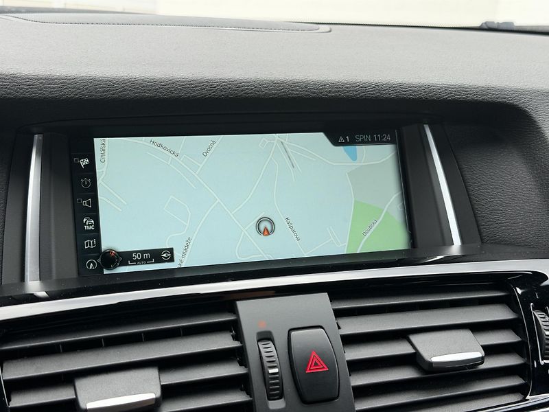 BMW X3 2.0 xDrive20d M SPORT - fotka 14 z 30