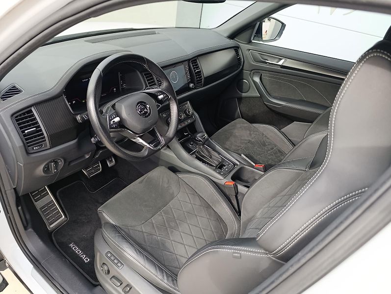 Škoda Kodiaq 2.0TDI 4X4 SPORTLINE 1.MAJ ČR  - fotka 10 z 34