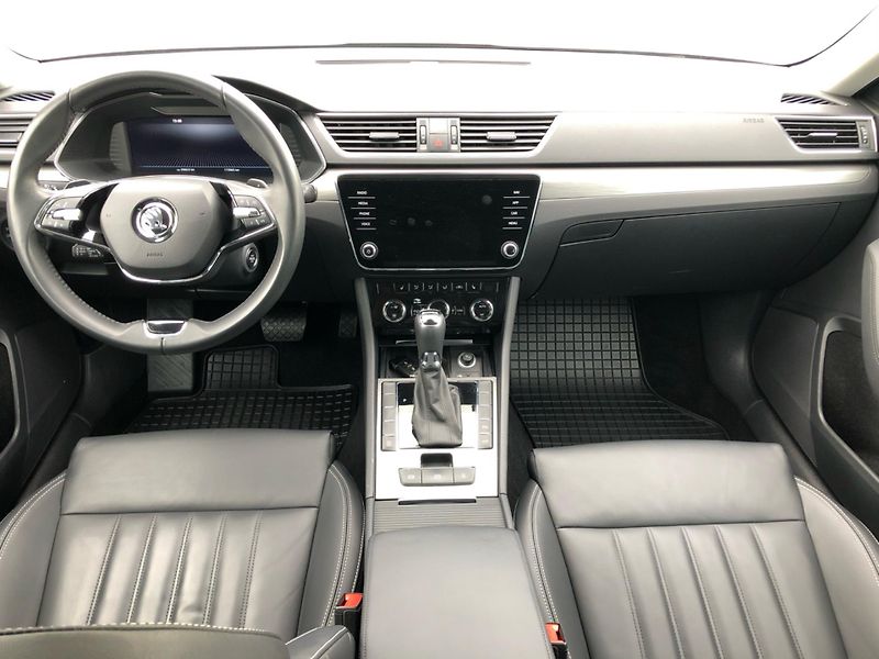 Škoda Superb COMBI 2.0 TDi DSG 7st. SYTLE - fotka 5 z 30