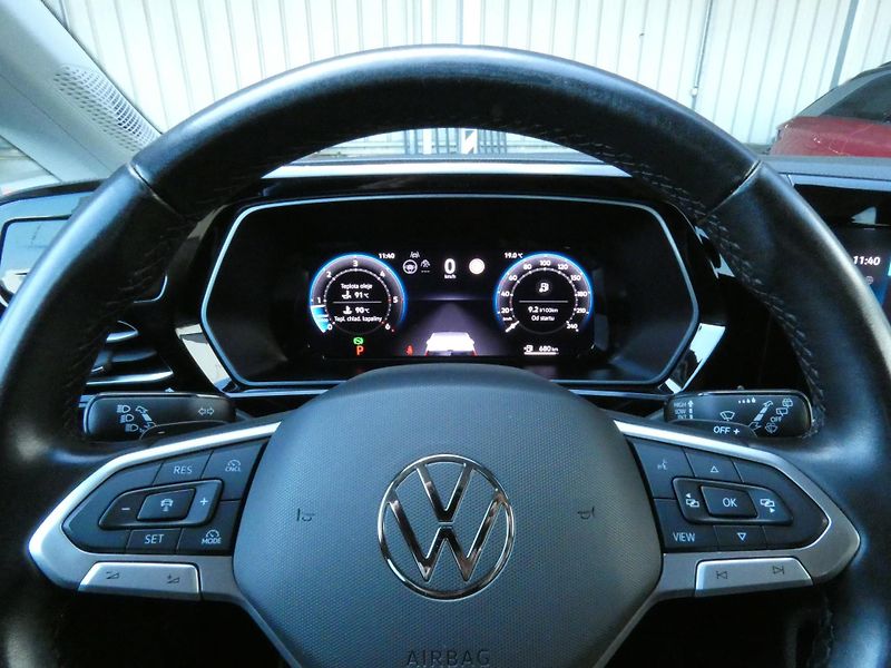 Volkswagen Caddy Style 2.0 TDI DSG - fotka 26 z 30