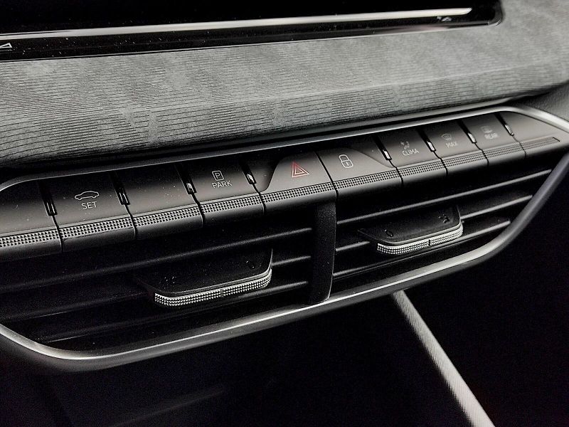 Škoda Octavia (2025) top Selection 2,0 Tdi 110 Kw D - fotka 20 z 38