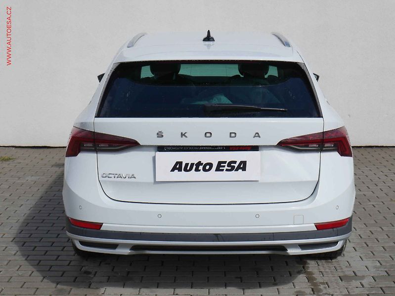 Škoda Octavia (2022) 1.5 TSi, Scout, LED, +ALU - fotka 5 z 20