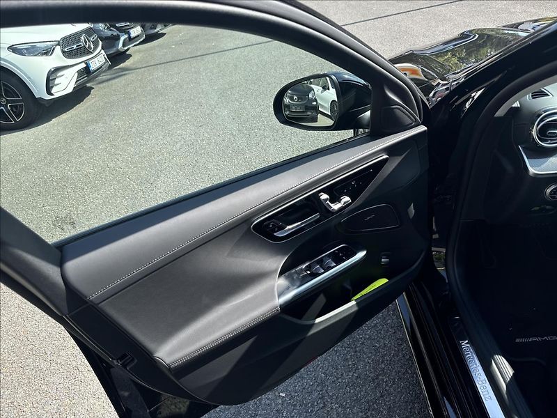 Mercedes-Benz Třídy C C 220d 4MATIC T - fotka 15 z 16